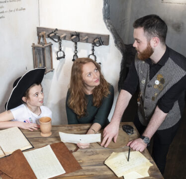 clock-tower-family-tours-source-aileen-murray-living-youghal-img-davidclunch