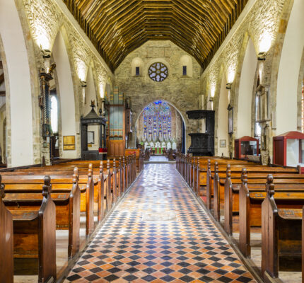 portrait-the-aisle-in-the-church-source-aileen-murray-living-youghal-july25