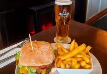 574617911_1422932993165779_3224892567179200585_n